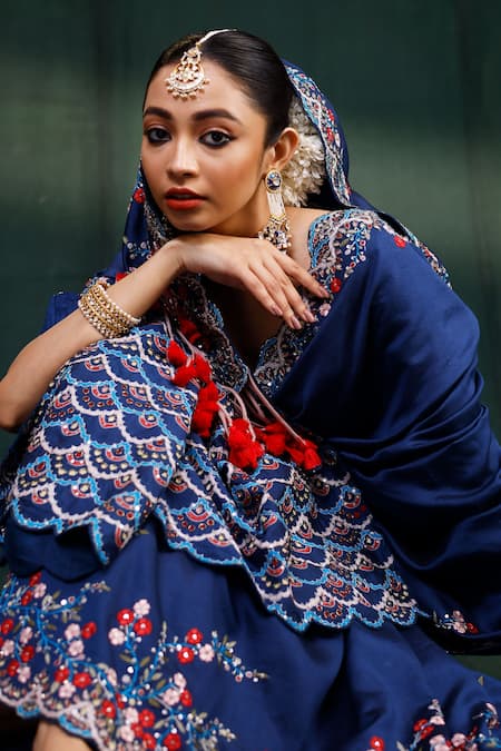 Buy_Rishi And Soujit_Blue Saree Tussar And Blouse Raw Floral & Scallop With _Online_at_Aza_Fashions