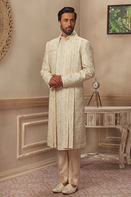 Vanshik Embroidered Sherwani Set 