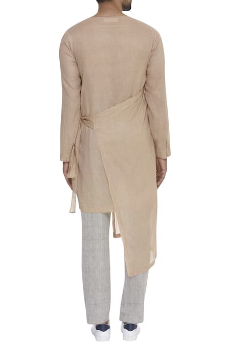 Urvashi Kaur Overlap Asymmetric Kurta 