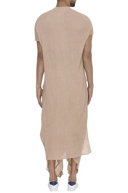 Urvashi Kaur Asymmetric Kurta 