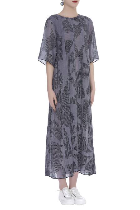 Urvashi Kaur_Gray Cotton Round Neck Shibori Box Pleat Flared Dress _Online_at_Aza_Fashions