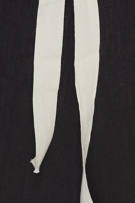 Buy_Urvashi Kaur_Black Viscose, Cotton Straight Pant _Online_at_Aza_Fashions