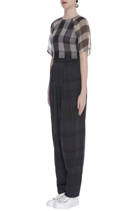 Buy_Urvashi Kaur_Black Kota Doria Round Neck Checkered Crop Top _Online_at_Aza_Fashions