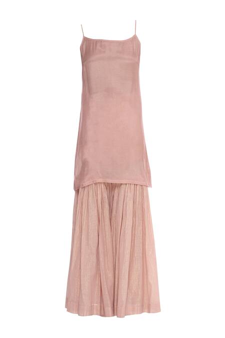 Buy Kisneel By Pam Pink Zari Embroidered Kaftan Style Kurta Set Online at Aza Fashions Buy_Kisneel By Pam_Pink Zari Embroidered Kaftan Style Kurta Set_Online_at_Aza_Fashions