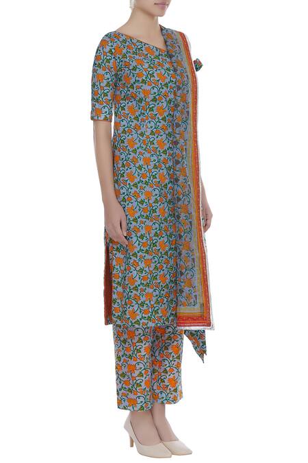 Surendri_Blue Floral Printed Kurta Set_Online_at_Aza_Fashions