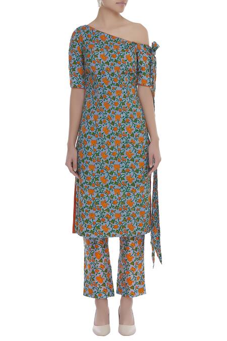 Shop_Surendri_Blue Floral Printed Kurta Set_Online_at_Aza_Fashions