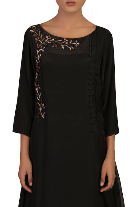 Priyam Narayan_Black Embroidery Round Hand Kurta With Palazzos_Online_at_Aza_Fashions