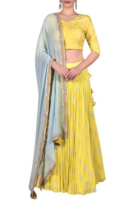 Nautanky Embroidered blouse with lehenga & zari work dupatta 
