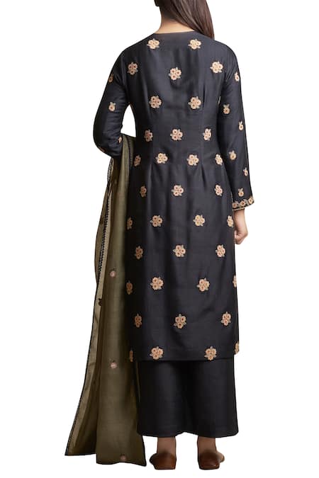 Sue Mue Kurta and Palazzo Set with Floral Motifs 