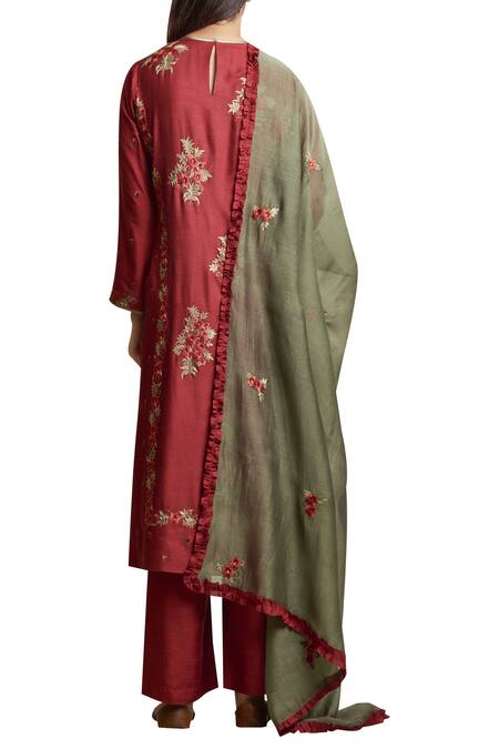 Shop_Sue Mue_Red Round Embroidered Kurta Set _at_Aza_Fashions