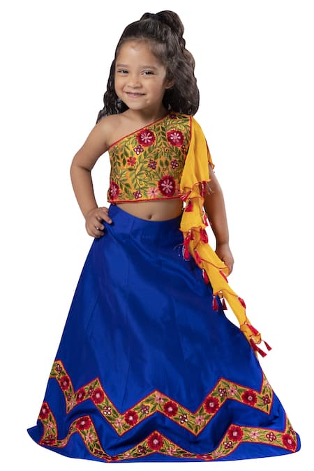 Neha Gursahani Embroidered blouse with mirror work lehenga 