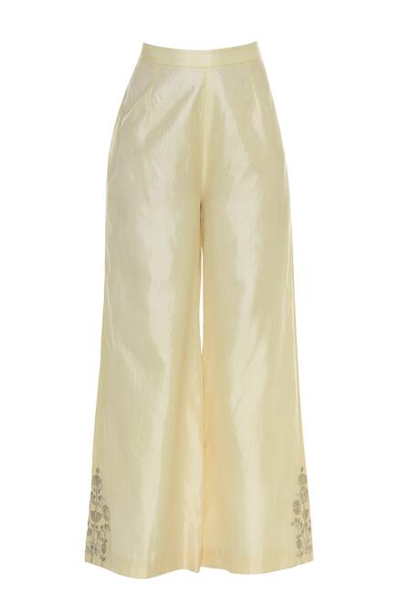 Shop Sva By Sonam & Paras Modi Yellow Embroidery Round Kurta Set Online at Aza Fashions Shop_Sva By Sonam & Paras Modi_Yellow Embroidery Round Kurta Set_Online_at_Aza_Fashions