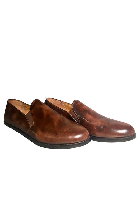 Artimen_Brown Plain Leather Brogue Shoes _Online_at_Aza_Fashions