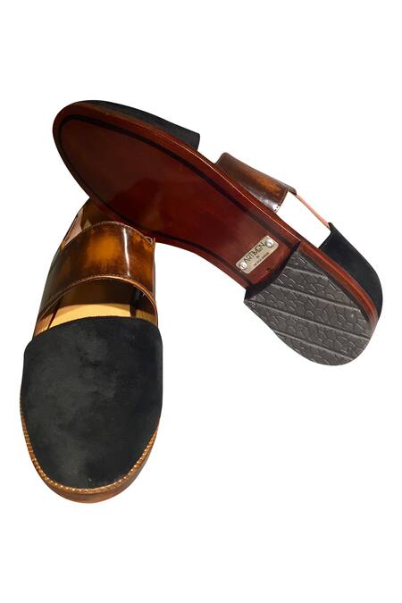 Buy_Artimen_Multi Color Plain Classic Dual Hued Shoes  _Online_at_Aza_Fashions