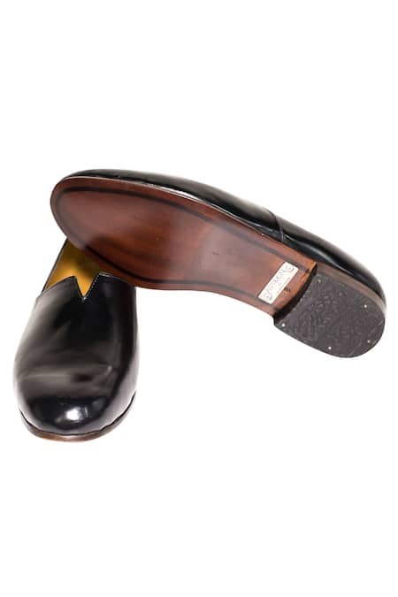 Buy_Artimen_Black Plain Leather Stack Heel Shoes  _Online_at_Aza_Fashions