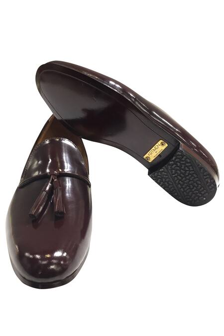 Buy_Artimen_Maroon Plain Tassel Detail Loafers _Online_at_Aza_Fashions