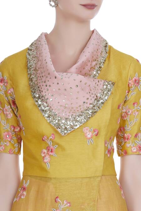 Incheetape_Yellow Silk Linen Embroidered Floral Applique Overlap Collar Kurta Set _at_Aza_Fashions