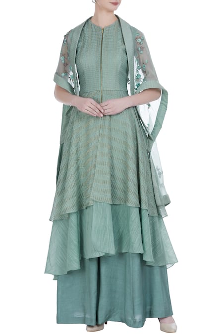 Incheetape Layered kurta with embroidered cape and flared pants 