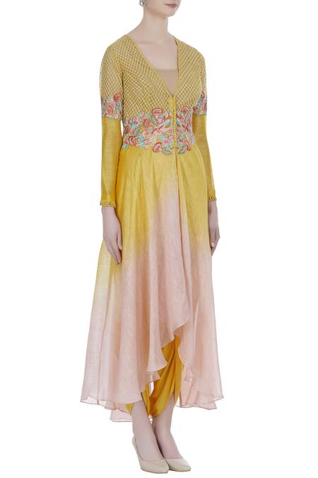 Incheetape_Yellow Silk Linen Embroidered Thread And Stone Work V Neck Kurta Set _Online_at_Aza_Fashions