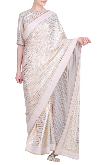 Nikasha White Crepe Silk Printed And Embroidered Foil Round Neck Saree Set 