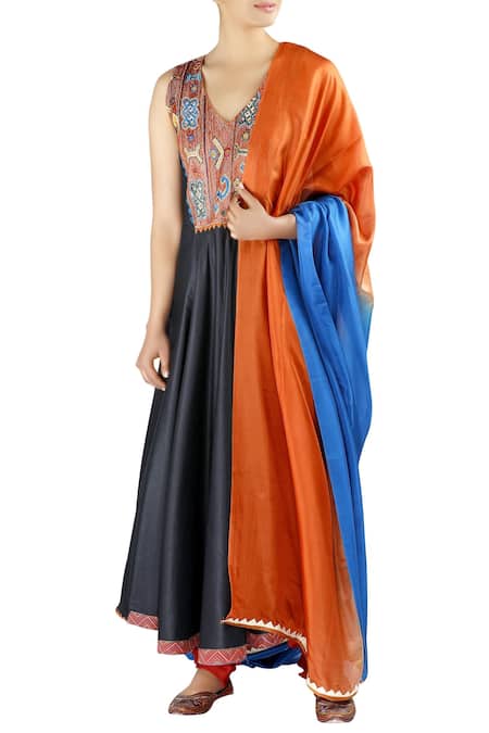 Orange Bandhani Print Sleeveless Kurti Pant Dupatta Set Nayra Cut Salwar  Kameez Suit