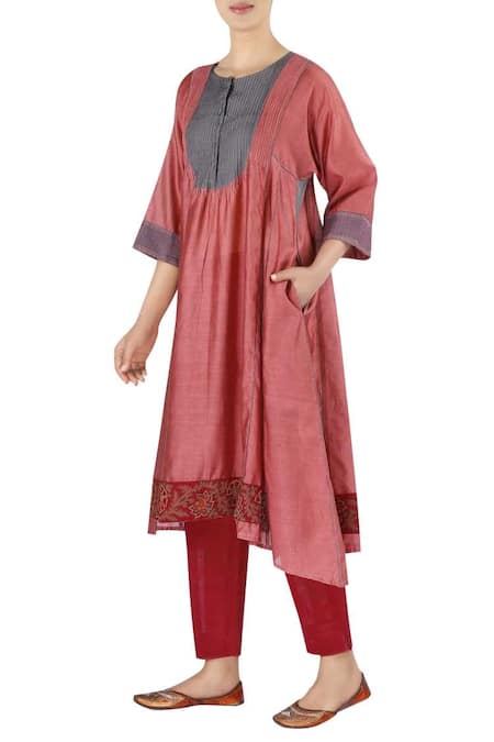 Latha Puttanna Chanderi flared uneven hemline kurta with pants 