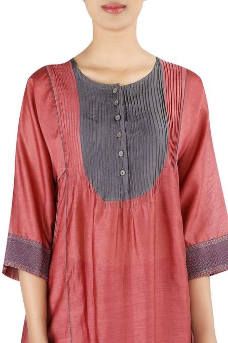 Buy_Latha Puttanna_Pink Chanderi Thread Work Round Neck Flared Tunic With Pant _Online_at_Aza_Fashions