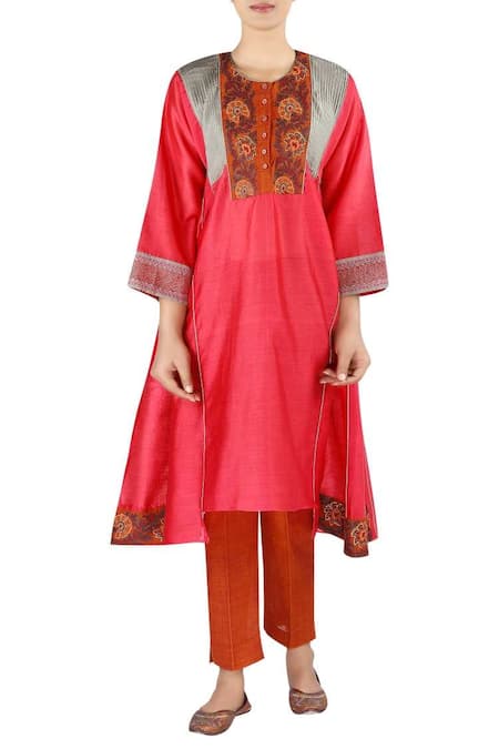 Latha Puttanna_Pink Chanderi Thread Work Round Neck Embroidered Anarkali With Pant _Online_at_Aza_Fashions