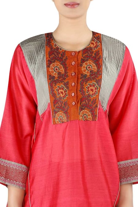 Buy_Latha Puttanna_Pink Chanderi Thread Work Round Neck Embroidered Anarkali With Pant _Online_at_Aza_Fashions