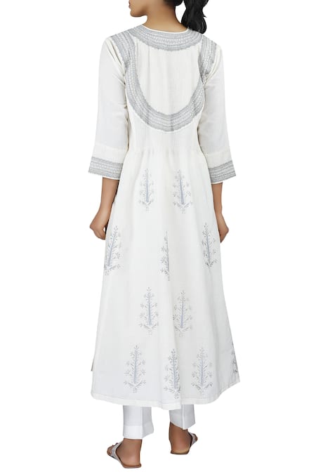 Latha Puttanna Chanderi Dual Color Embroidered Anarkali Set 