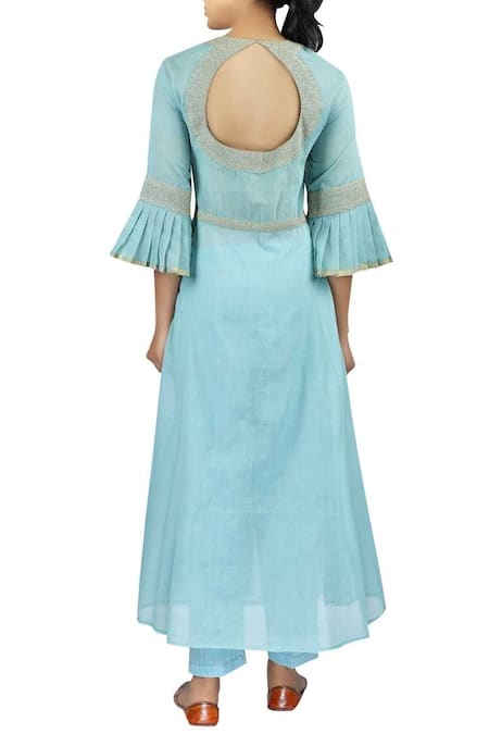 Latha Puttanna Embroidered Chanderi Cutout Back Kurta With Pant 