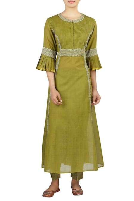 Latha Puttanna Chanderi ruffle sleeves kurta with pants  