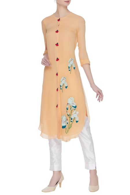 Desert Shine by Sulochana Jangir Long kurta with resham embroidery 