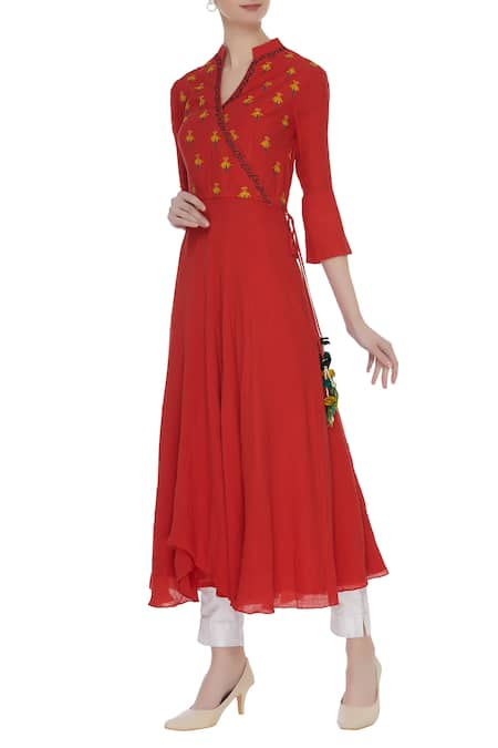 Desert Shine by Sulochana Jangir Long kurta with resham embroidery 