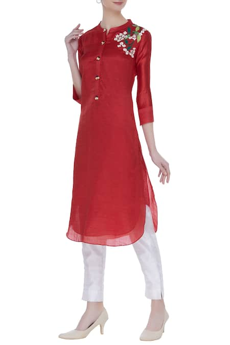 Desert Shine by Sulochana Jangir Floral embroidered kurta with bead work 