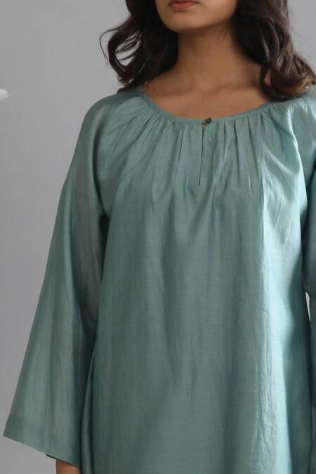 Khat Green Chanderi Silk Round Neck Top And Polka Pattern Pant Set Online at Aza Fashions Khat_Green Chanderi Silk Round Neck Top And Polka Pattern Pant Set _Online_at_Aza_Fashions