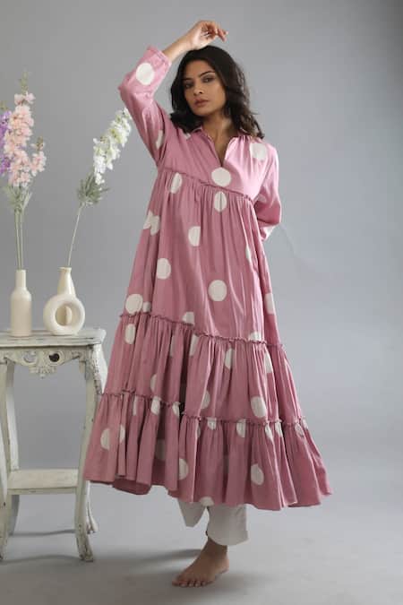 Khat_Pink Poplin, Cotton V-neck Polka Pattern Tiered Kurta And Pant Set _Online_at_Aza_Fashions