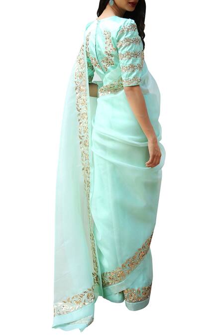 Shop Ranian Green Organza Silk Sequin And Zari Work Boat Neck Embroidered Saree With Blouse at Aza Fashions Shop_Ranian_Green Organza Silk Sequin And Zari Work Boat Neck Embroidered Saree With Blouse_at_Aza_Fashions