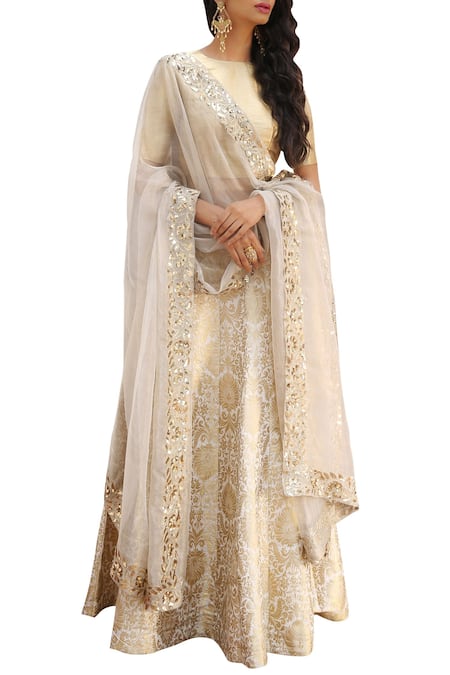 Ranian Zari brocade lehenga with blouse and dupatta 