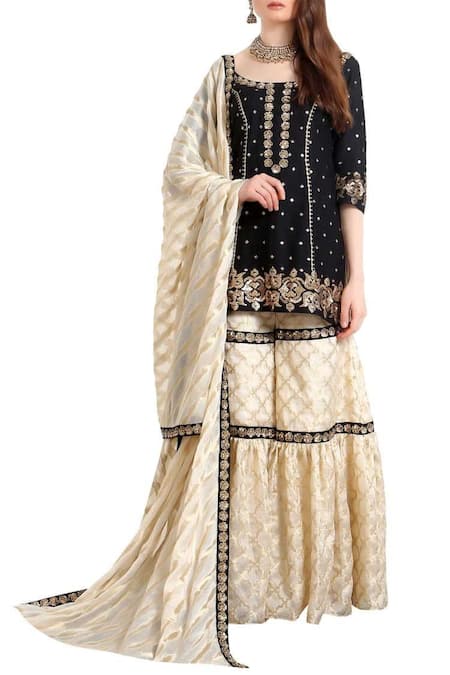 Ranian Zari & sequin hand embroidered kurta-gharara set 