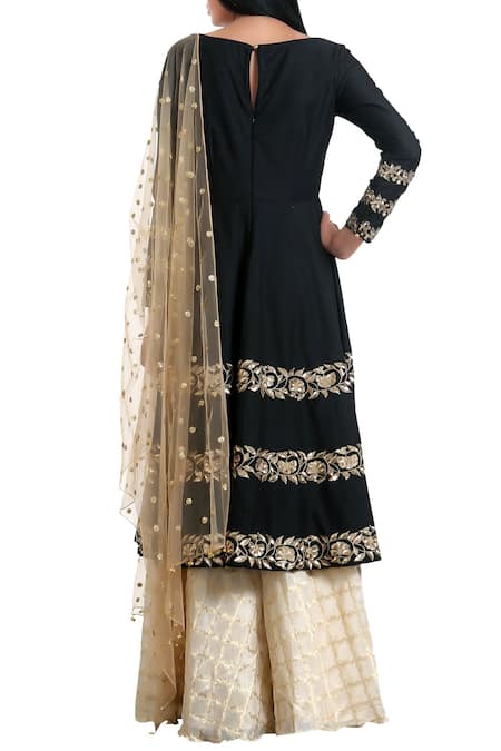 Ranian Sequin hand embroidered kurta with zari palazzos & dupatta 