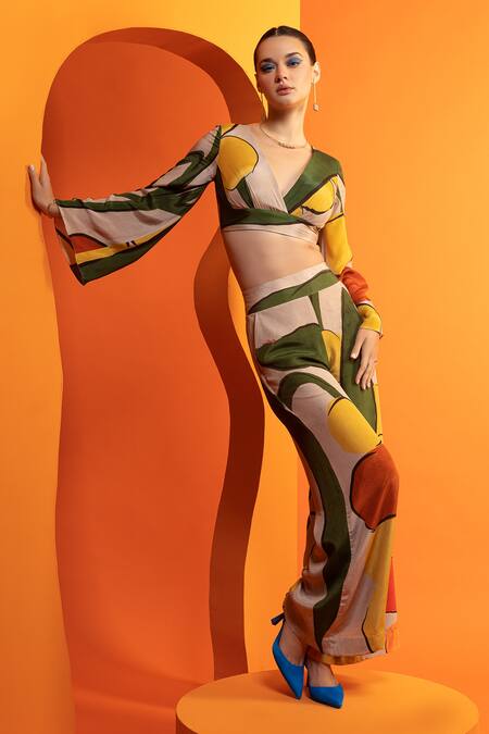 Nautanky Beige Crepe V-neck Abstract Geometric Print Bustier And Pant Set at Aza Fashions Nautanky_Beige Crepe V-neck Abstract Geometric Print Bustier And Pant Set _at_Aza_Fashions