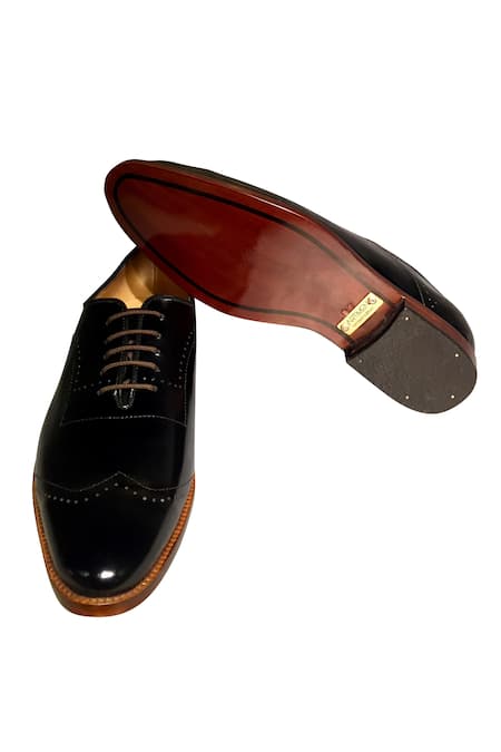 Artimen_Black Plain Handcrafted Pure Leather Brogues _Online_at_Aza_Fashions