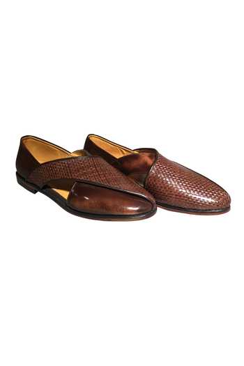 Buy_Artimen_Brown Woven Peshawari Handcrafted Shoes _Online_at_Aza_Fashions