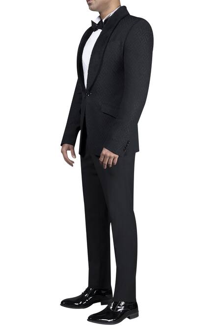 Nivedita Saboo_Black Suiting Fabric Textured And Pant Set  _Online_at_Aza_Fashions