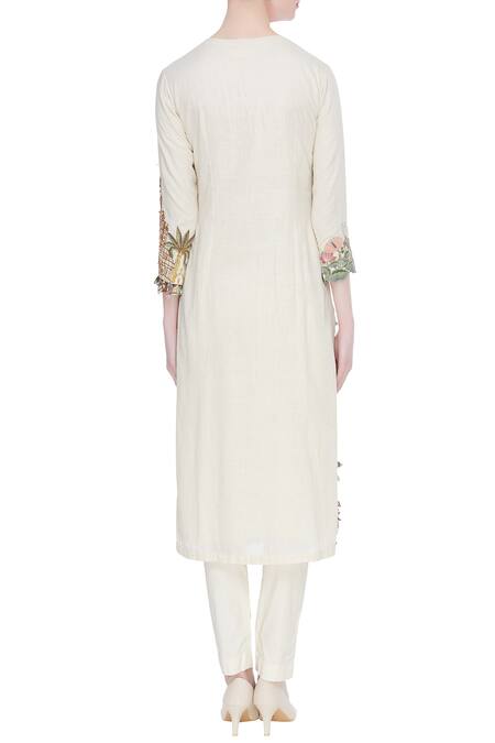 Shop Divya Sheth Off White Hand Embroidered Cotton Kurta Set at Aza Fashions Shop_Divya Sheth_Off White Hand Embroidered Cotton Kurta Set _at_Aza_Fashions