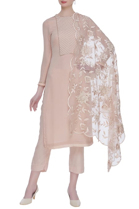 Mahima Batra Embroidered Kurta Set 