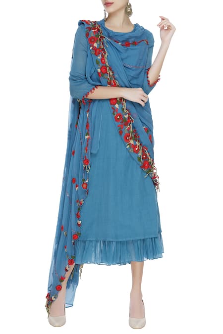 Sonam Luthria Tunic with embroidered draped dupatta 