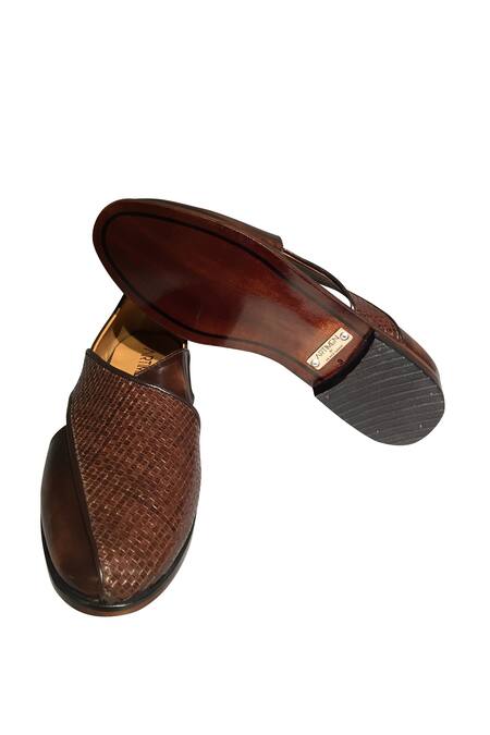 Artimen_Brown Leather Peshawari Woven Shoes _Online_at_Aza_Fashions