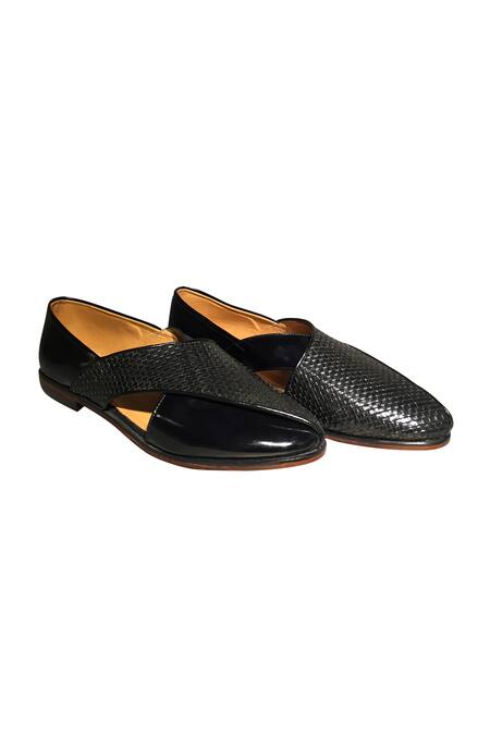 Buy_Artimen_Black Leather Peshawari Woven Shoes _Online_at_Aza_Fashions